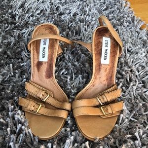 Steve Madden Dezire beige pumps